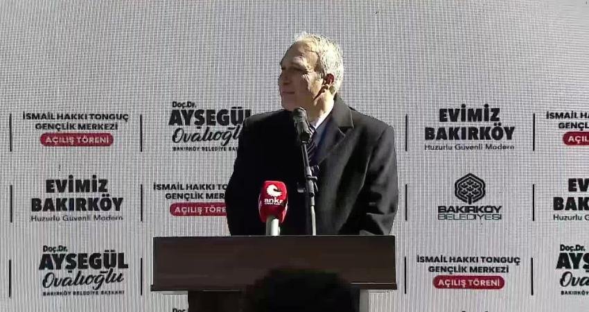 Bakırköy'de İsmail Hakkı Tonguç Gençlik Merkezi açılışına katılan CHP Milli