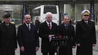 Ramazan Bayramı öncesinde Esenler'deki otogarda polis denetim noktasını ziyaret eden