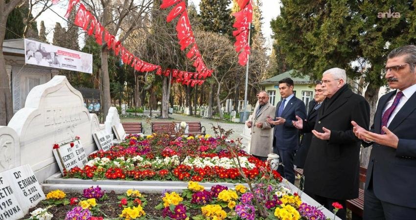 İYİ Parti lideri Dervişoğlu’ndan Necmettin Erbakan’ın kabrine ziyaret İYİ Parti Genel Başkanı Müsavat Dervişoğlu, merhum Başbakan Prof. Dr.