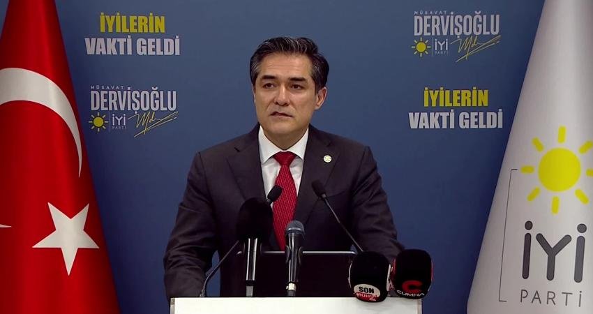 İYİ Parti Sözcüsü Kavuncu: “İmralı’daki yerleşke, Bahçeli ve Cumhurbaşkanı’nın arada bir gidip, hasret gidecekleri bir yer olarak mı yapılıyor?” İYİ Parti Sözcüsü Buğra Kavuncu, İmralı Cezaevi'nde yeni bir yerleşke