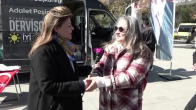 İYİ Parti Bakırköy İlçe Başkanı Yasemin Toraman  ve İYİ