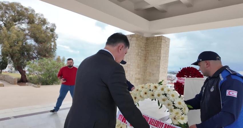 İzmir Büyükşehir Belediye Başkanı Tugay, Lefkoşa’da… “Bu güzel adada ve bu güzel şehirde bulunmak bizler için büyük bir mutluluk” İzmir Büyükşehir Belediye Başkanı Cemil Tugay, çeşitli temaslarda bulunmak için