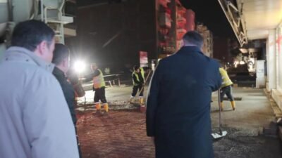 İzmir Büyükşehir Belediye Başkanı Cemil Tugay, şehirde kesintisiz devam eden