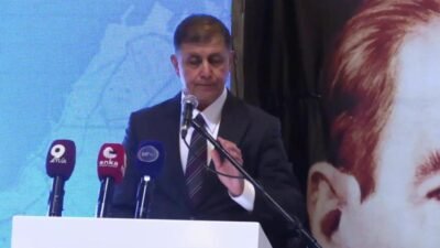 İzmir Büyükşehir Belediye Başkanı Cemil Tugay, “Sağlıklı Bir Körfez İçin