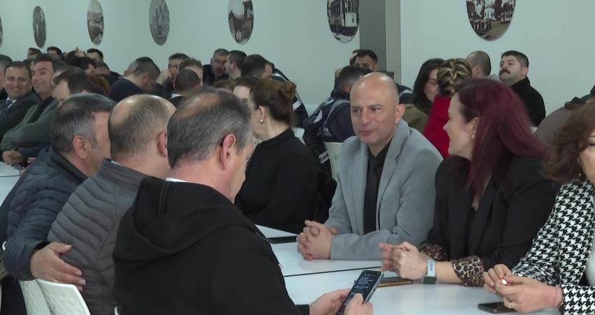 İzmir Büyükşehir Belediye Başkanı Cemil Tugay, Ramazan Bayramı öncesi personelle