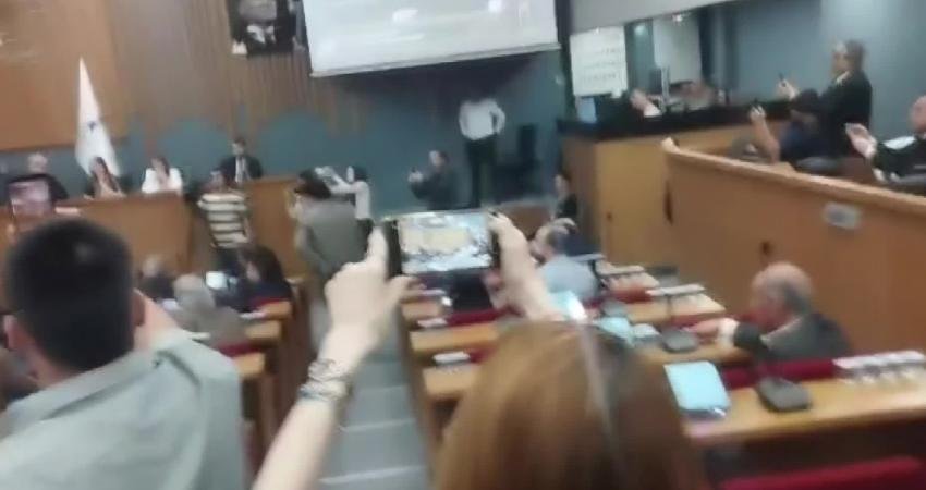 İzmir Büyükşehir Belediyesi Mart ayı Olağan Meclis Toplantısında belediye mülkiyetindeki