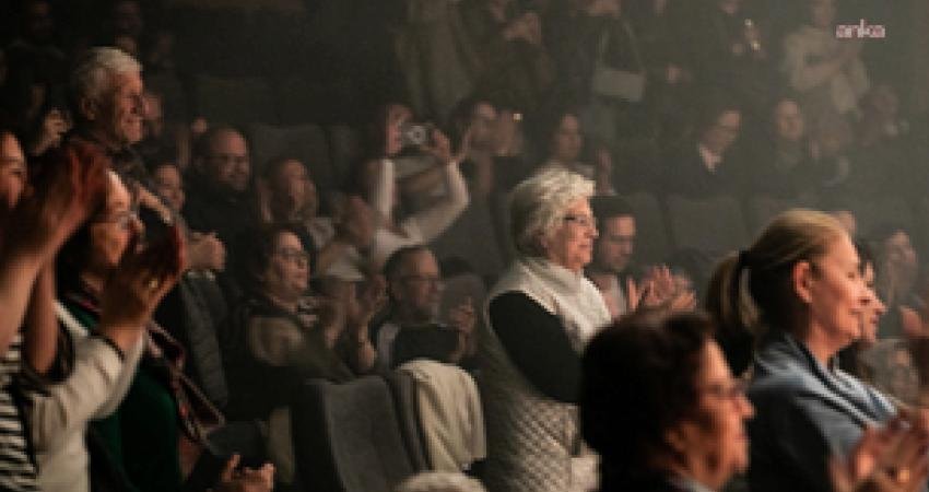 İzmir Şehir Tiyatroları, 27 Mart Dünya Tiyatro Günü’nü ücretsiz olarak