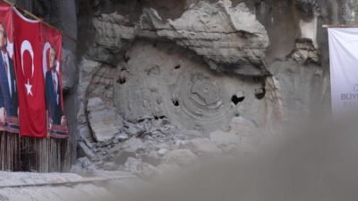 İzmir Büyükşehir Belediyesi, son iki yılda kentin ulaşım altyapısını güçlendirecek