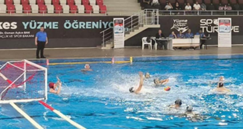 İzmir Büyükşehir Belediyesi sporcuları müsabakalardan madalya ile döndü İzmir Büyükşehir Belediyesi Spor Kulübü sporcuları, farklı branşlarda elde ettikleri