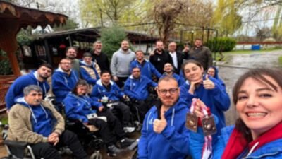 İzmir Büyükşehir’in boccia takımı, bronz madalya ile döndü Balıkesir’de düzenlenen Boccia Türkiye Şampiyonası, 17 ilden yaklaşık 160 sporcunun