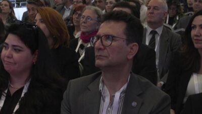 İzmir Büyükşehir Belediyesi tarafından düzenlenen İzmir Körfez Konferansı, temiz Körfez