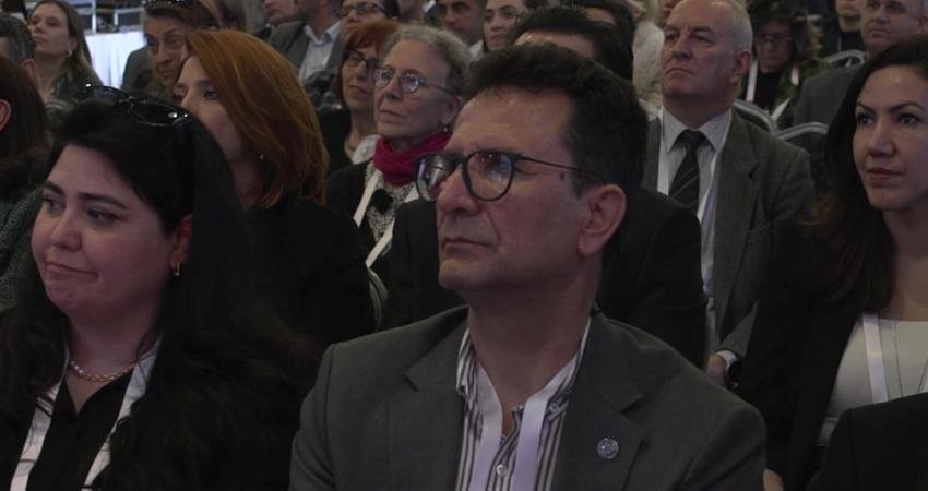 İzmir Büyükşehir Belediyesi tarafından düzenlenen İzmir Körfez Konferansı, temiz Körfez