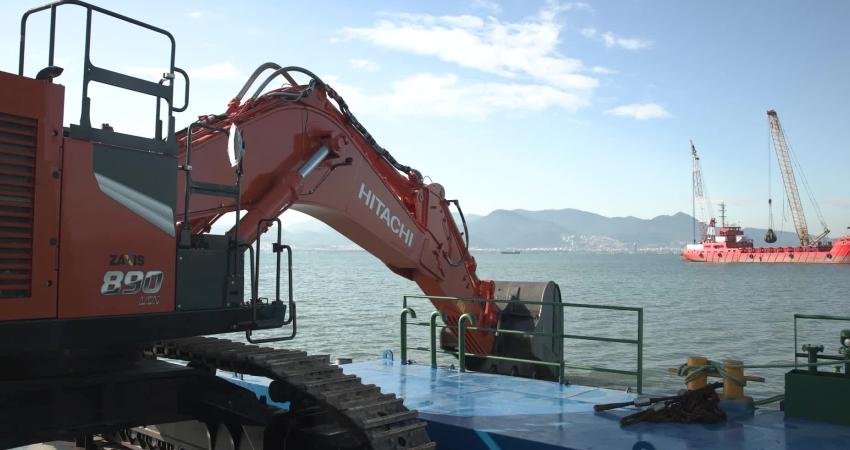 İzmir Körfezi’nden 1 milyon ton çamur çıkarıldı İzmir Büyükşehir Belediyesi, İzmir Körfezi’nde tüm zamanların en kapsamlı dip