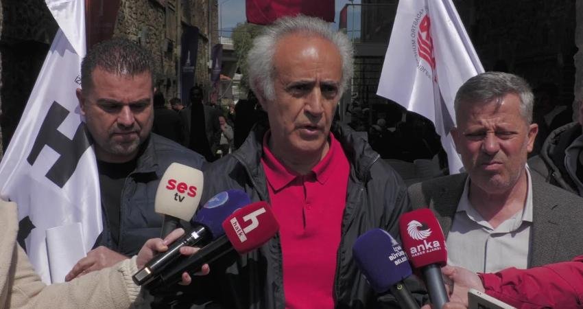 İzmir Meslek Fabrikası önünde nöbet… TMMOB Harita ve Kadastro Mühendisleri Odası İzmir Şubesi: Fabrikanın Büyükşehir’e ait olduğu açık TMMOB Harita ve Kadastro Mühendisleri Odası İzmir Şubesi, Meslek Fabrikası’nın