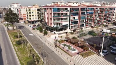 İzmir Büyükşehir Belediyesi, Karşıyaka Dedebaşı Mahallesi’ndeki atıl alanı kaskatlı havuz,