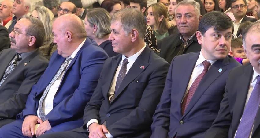 Türk dünyasında baharın müjdecisi kabul edilen Nevruz, İzmir’de Azerbaycanlı sanatçıların