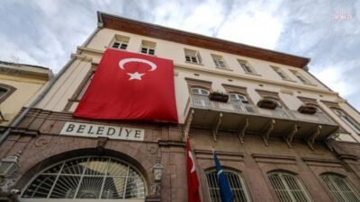 İzmir Büyükşehir Belediyesi mülkiyetindeki bazı taşınmazlara Vakıflar Genel Müdürlüğü tarafından