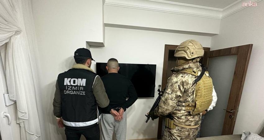 İzmir’de “Genç Osman Çetesi” operasyonu: Yakalanan 17 kişiden 7’si tutuklandı Sosyal medyada “Genç Osman Çetesi” başlığıyla yapılan paylaşım üzerine başlatılan