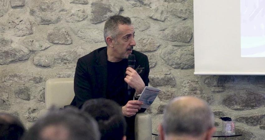 İzmir’in su güvenliği için “dijital yeraltı suyu” hamlesi İzmir Büyükşehir Belediyesi ve İZSU Genel Müdürlüğü’nün ev sahipliğinde düzenlenen