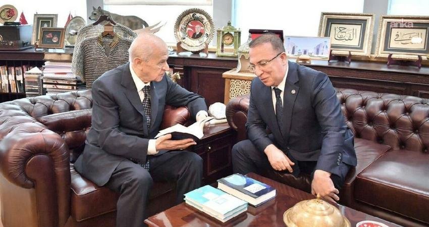 MHP Milletvekili İzzet Ulvi Yönter, Genel Başkan Yardımcılığı görevinden istifa