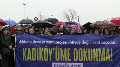Kadıköy sahiline yapılacak cami ve otopark inşaatıyla ilgili açıklama yapan