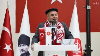 Keçiören Belediye Başkanı Mesut Özarslan, Mevlana Kültür Merkezi’nde düzenlenen iftar