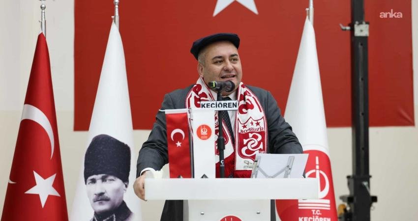 Keçiören Belediye Başkanı Mesut Özarslan, Mevlana Kültür Merkezi’nde düzenlenen iftar