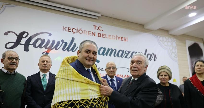 Keçiören Belediye Başkanı Mesut Özarslan, Mevlana Kültür Merkezi’ndeki iftarda Balâ,