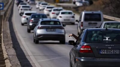 Ramazan Bayramı tatilinin ardından dönüşe geçen vatandaşlar, “kilit kavşak” olarak