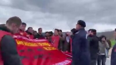 Kızıldere anmasına jandarma müdahalesi: 78 gözaltı Tokat'ta Mahir Çayan ve arkadaşlarını anmak isteyen Devrimci Gençlik Dernekleri