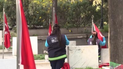 İzmir’in Konak ilçesinde belediye ekipleri, Ramazan Bayramı öncesinde Kadifekale Hava