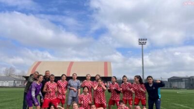 Konak Belediyespor U-17 Kızlar Takımı, İnegöl Turgutalp Spor Kulübü karşısında