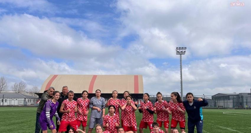 Konak Belediyespor U-17 Kızlar Takımı, İnegöl Turgutalp Spor Kulübü karşısında