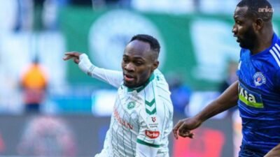 Trendyol Süper Lig'in 25. haftasında TÜMOSAN Konyaspor ile Kasımpaşa 1-1