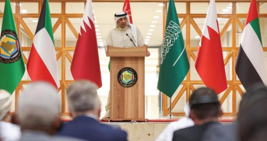 Körfez İşbirliği Konseyi: “İran füzelerinin yüzde 85’i Körfez ülkelerini hedef aldı” Körfez İşbirliği Konseyi (KİK) Genel Sekreteri Jasem Albudaiwi, İran’ın son