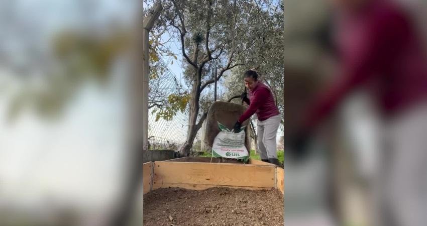 İzmir Büyükşehir Belediyesi Meslek Fabrikası’nın “Tıbbi Aromatik Bitki Yetiştiriciliği” kursuna