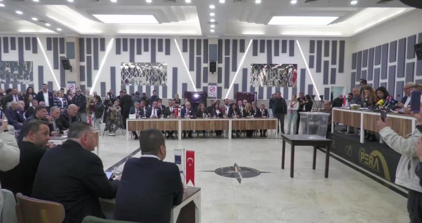 Kuşadası Belediyesi’nde Başkan Vekili Tahsin Demirtaş oldu Kuşadası Belediye Başkanı Ömer Günel’in tutuklanarak görevden uzaklaştırılması nedeniyle Belediye