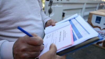 Kuşadası Belediyesi Sosyal Hizmetler Müdürlüğü, ilçe genelinde ihtiyaç sahibi ailelere