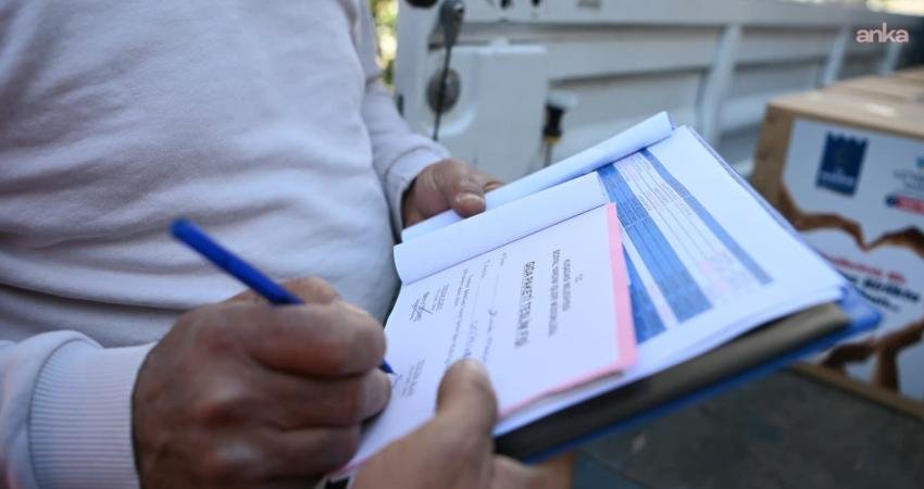 Kuşadası Belediyesi’nden ihtiyaç sahibi ailelere düzenli gıda kolisi desteği Kuşadası Belediyesi Sosyal Hizmetler Müdürlüğü, ilçe genelinde ihtiyaç sahibi ailelere