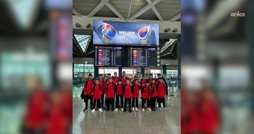 Kuşadası Küçükada futbol takımı, hava sahasının kapatılması nedeniyle Katar’dan ayrılamadı ABD ve İsrail’in, İran’a saldırısı gerekçesiyle hava sahasının kapatılması nedeniyle,