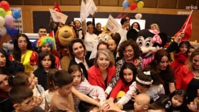 LÖSEV’e kayıtlı çocuklar ve aileleri, Türkiye genelinde düzenlenen bayramlaşma etkinliklerinde