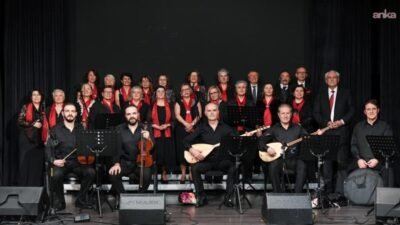 Maltepe Belediyesi Altın Yıllar Yaşam Merkezi üyelerinden oluşan Altın Sesler