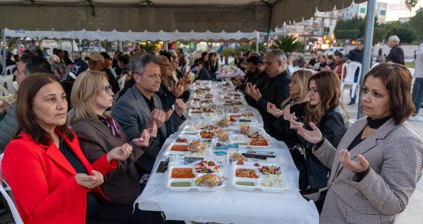 Manavgat Belediyesi, ramazan ayı boyunca kurduğu iftar sofralarıyla paylaşma ve