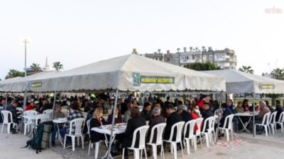 Manavgat Belediyesi, ramazan ayının dayanışma ruhunu yaşatmak amacıyla ilçenin farklı