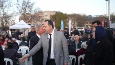 Manisa Büyükşehir Belediyesi ve Salihli Belediyesi iş birliğinde düzenlenen iftar