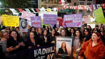 Manisa’da 8 Mart Dünya Kadınlar Günü kapsamında çeşitli etkinlikler düzenlendi.