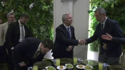 Mansur Yavaş: “Muhalefetin, ülkedeki kötüye gidişi görüp yan yana gelmemesinin hiçbir mazereti yok, yan yana gelmek mecburiyetindeyiz” BTP Ankara İl Başkanlığı’nın iftar programına katılan Ankara Büyükşehir Belediye