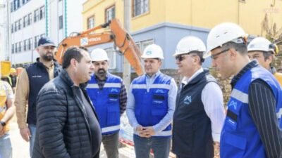 Mersin Büyükşehir Belediye Başkanı Seçer, Akdeniz İlçesi Kanalizasyon Hattı Yapım İşi’ni yerinde inceledi Türkiye Belediyeler Birliği (TBB) Başkan Vekili ve Mersin Büyükşehir Belediye