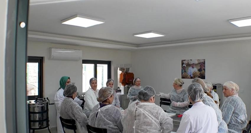 Mersin Büyükşehir Belediyesi, kısa bir süre önce Hamzabeyli Mahallesi’nde hayata