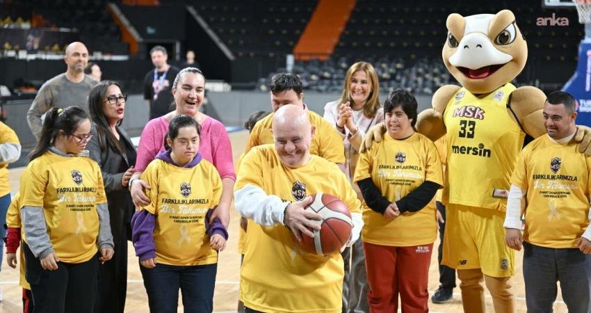 Mersin Büyükşehir Belediyesi, Down sendromlu çocukları sporla buluşturdu Mersin Büyükşehir Belediyesi, "21 Mart Dünya Down Sendromu Farkındalık Günü"
